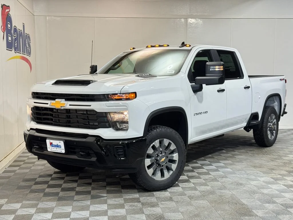 New 2026 Summit White Chevrolet Custom image 2