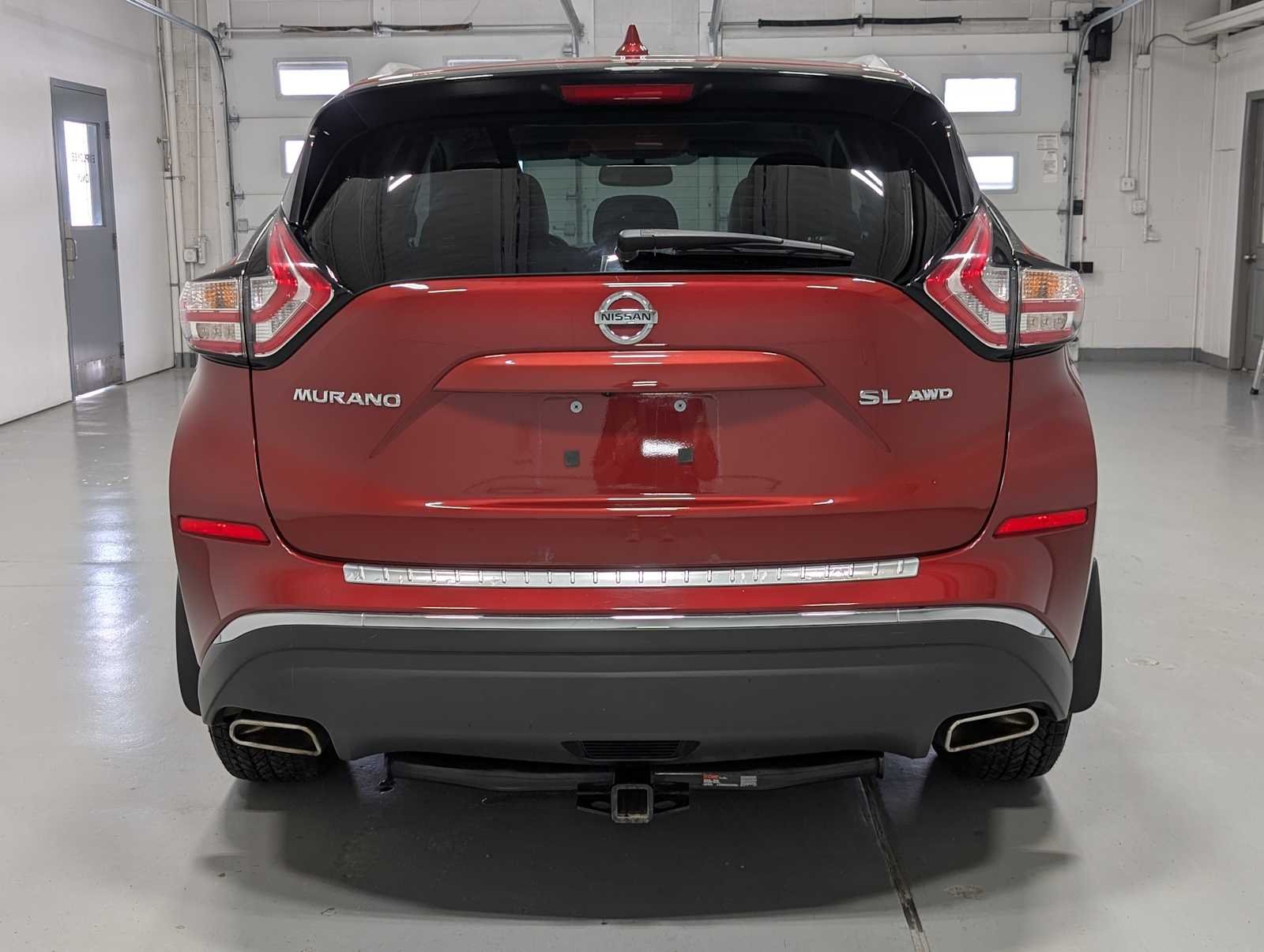 Used 2018 CAYENNE RED Nissan SL image 9
