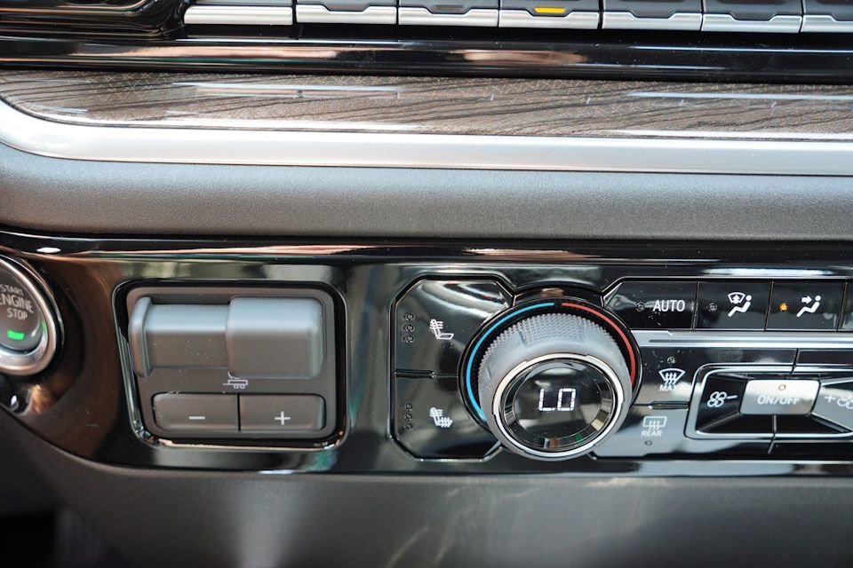 2026 Chevrolet Silverado 1500 LT - Photo 14