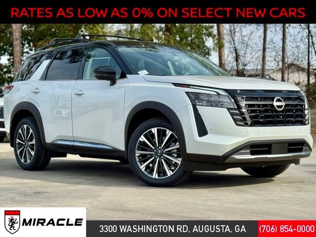 2026 Nissan Pathfinder Platinum