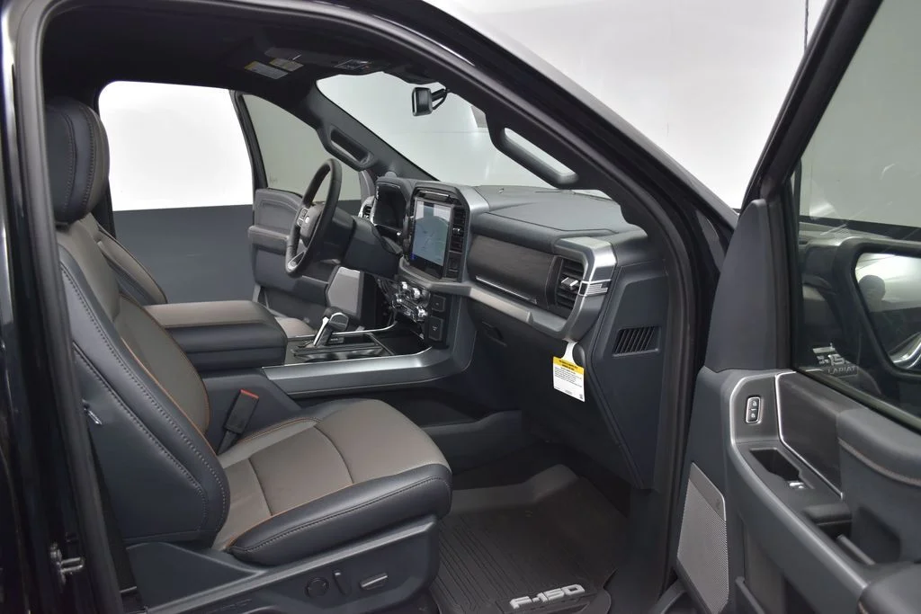2025 Ford F-150 Lariat - Photo 26
