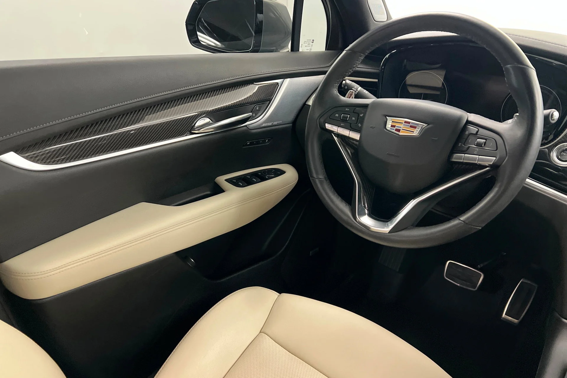 2025 Cadillac XT6 Sport - Photo 11