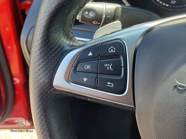 Used 2019  Mercedes-Benz GLC 300 Coupe image 30