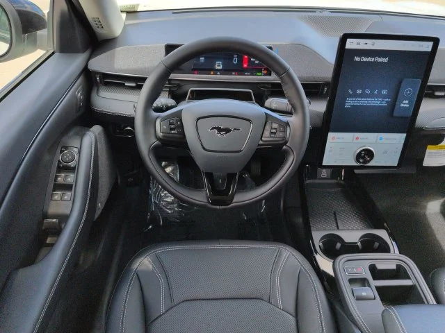 New 2026 Star White Metallic Tri-coat Ford Premium image 16