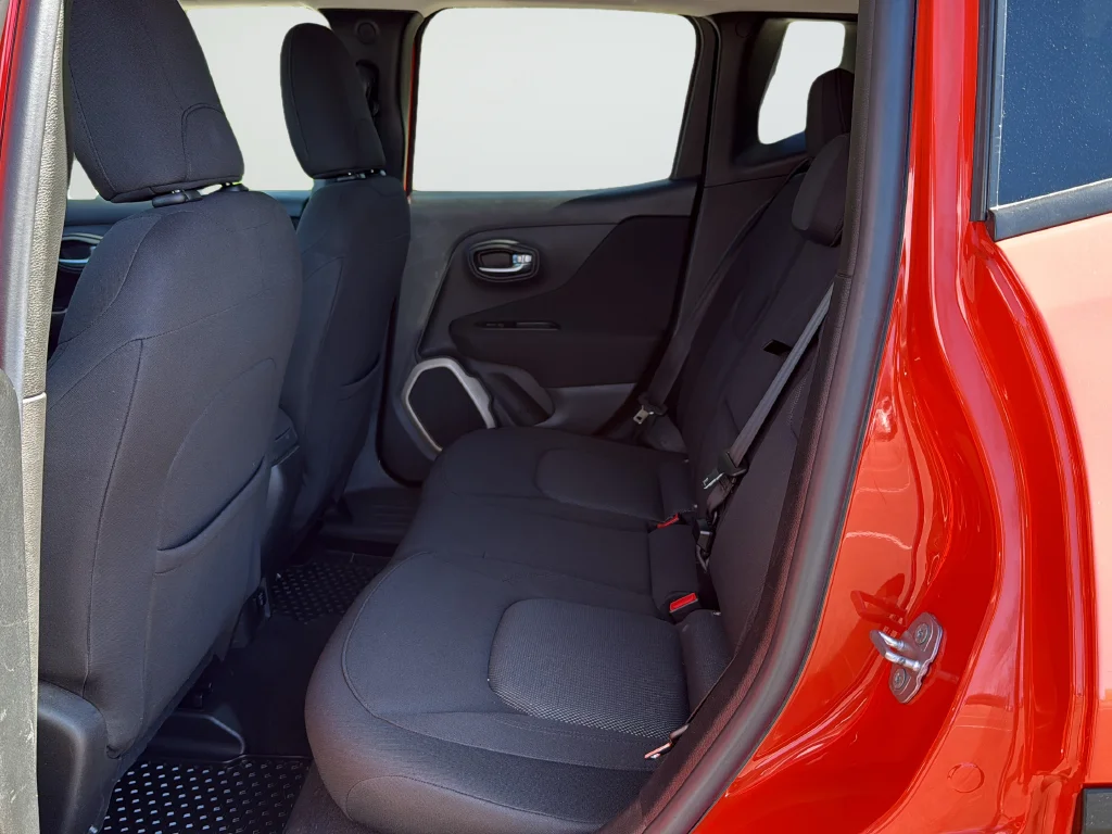 Used 2016 Orange Jeep Latitude image 23