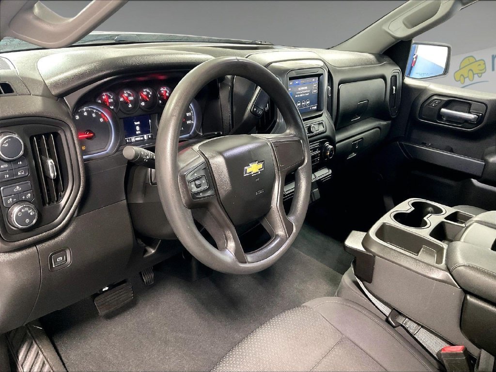 Used 2021 Silver Chevrolet Custom image 8