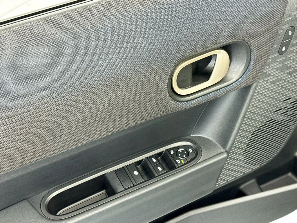 2026 MINI Convertible Base - Photo 23