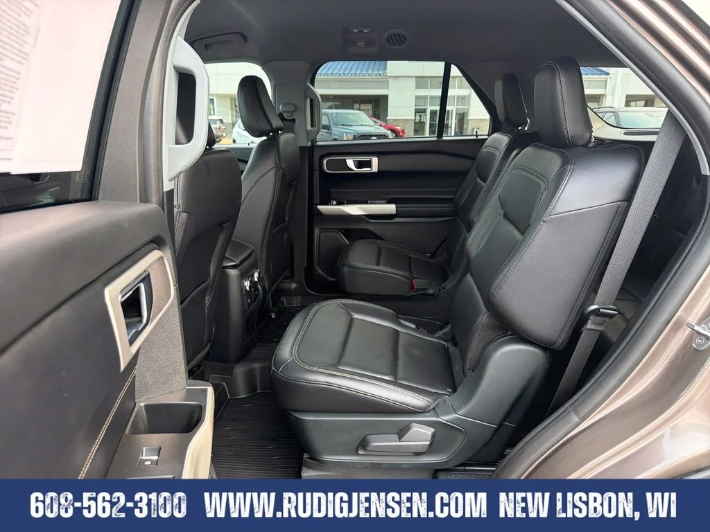 Used 2021 Gray Ford XLT image 24