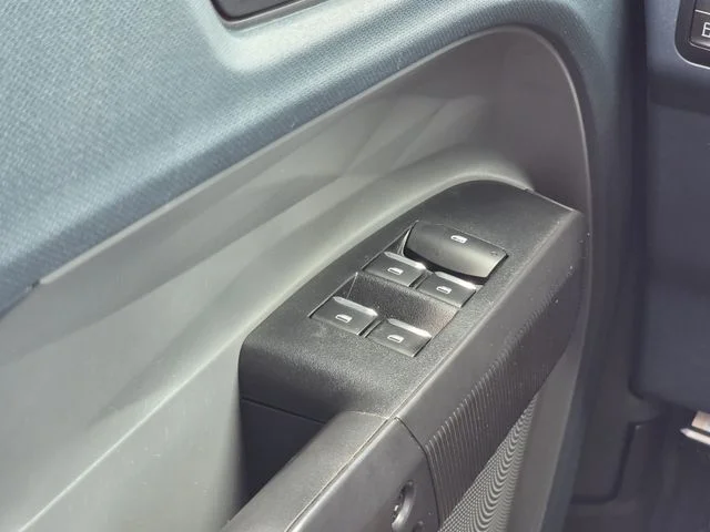 Used 2025 Oxford White Ford XL image 15