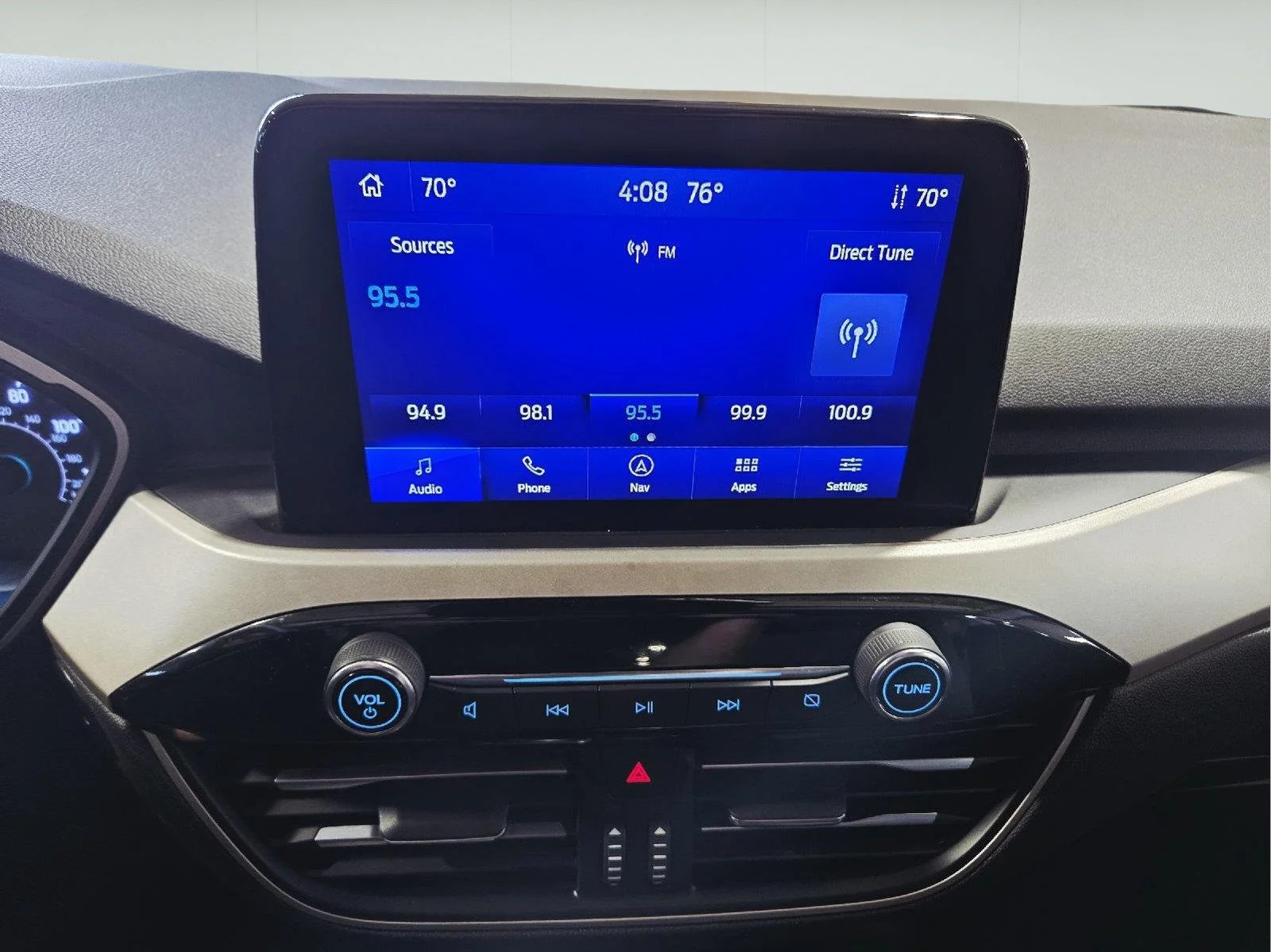 Used 2022 Stone Blue FORD SE image 20