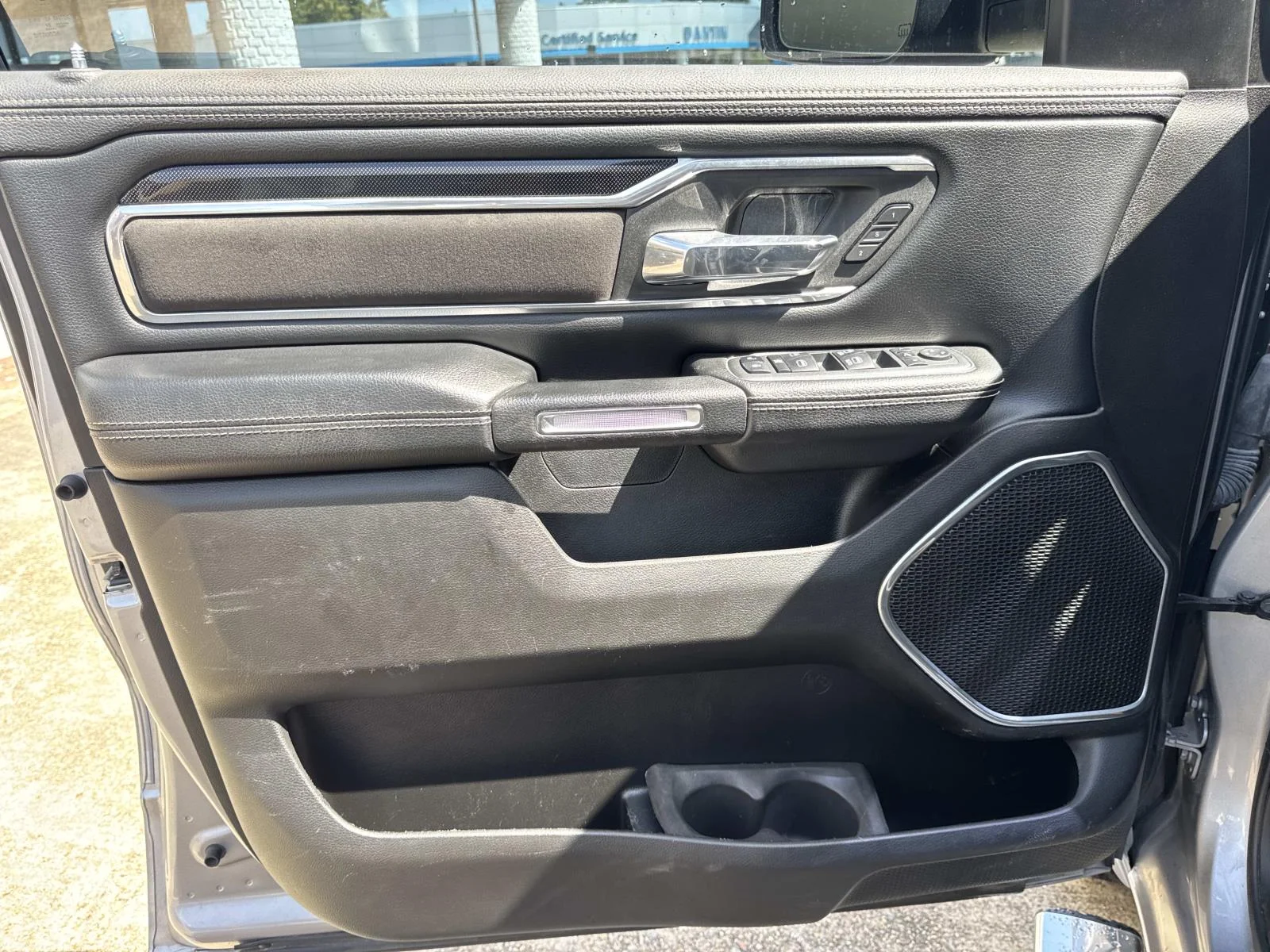 Used 2022 BILLET SILVER METALLIC CLEARCOAT Ram Laramie image 19