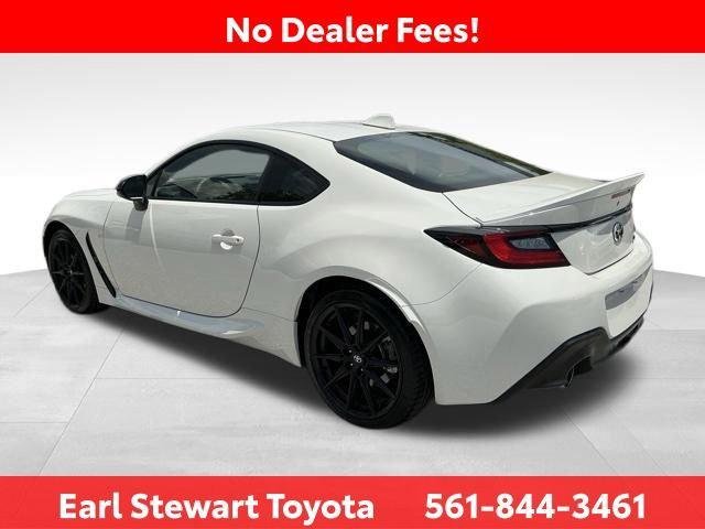 Certified Used 2025 HALO Toyota  image 7