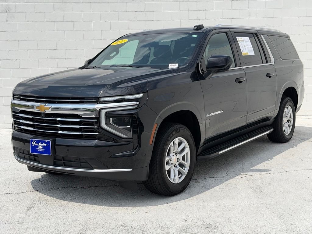 Used 2025 Black Chevrolet LT image 9