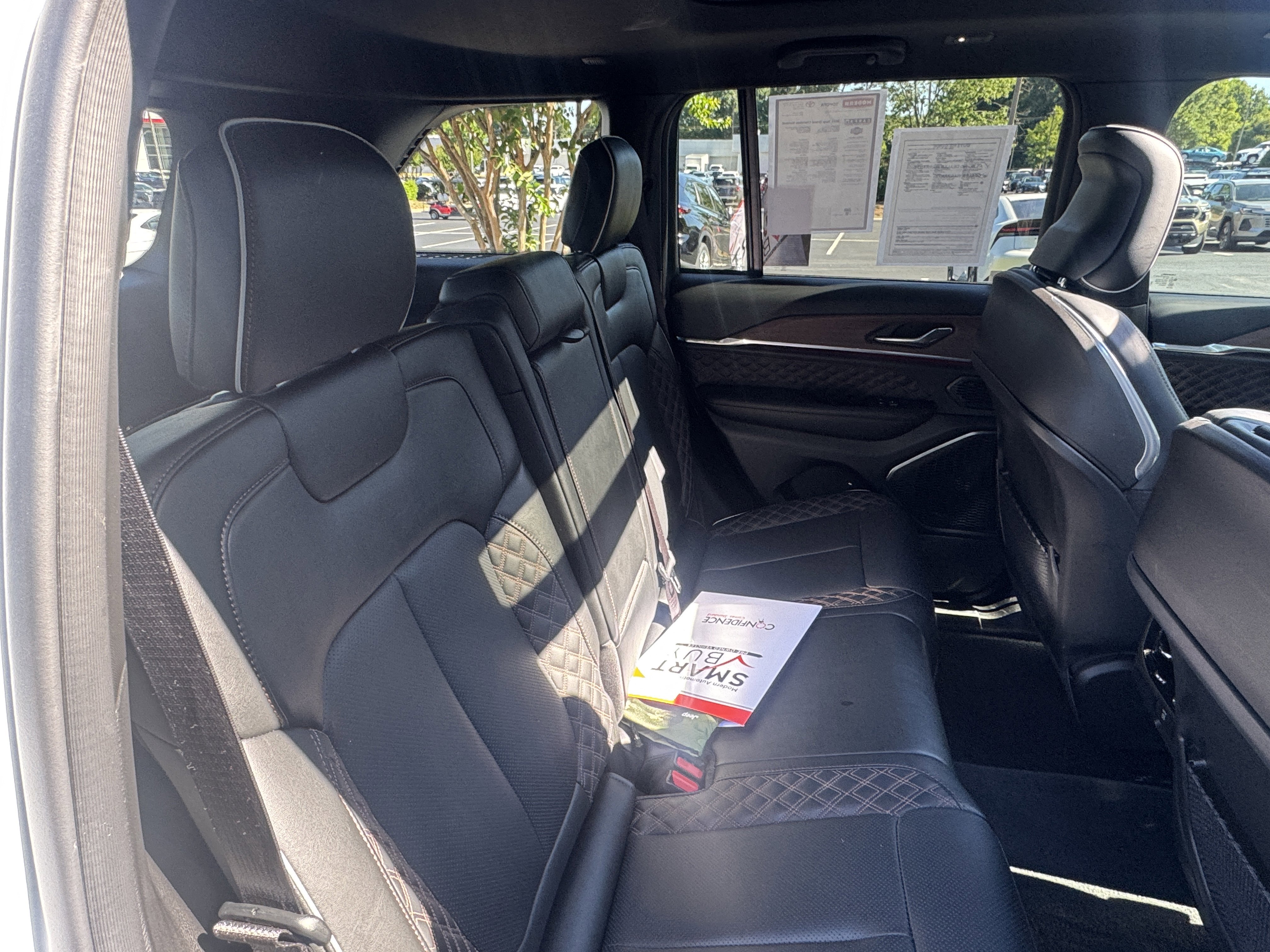 Used 2025 Bright White Clearcoat Jeep Summit image 21