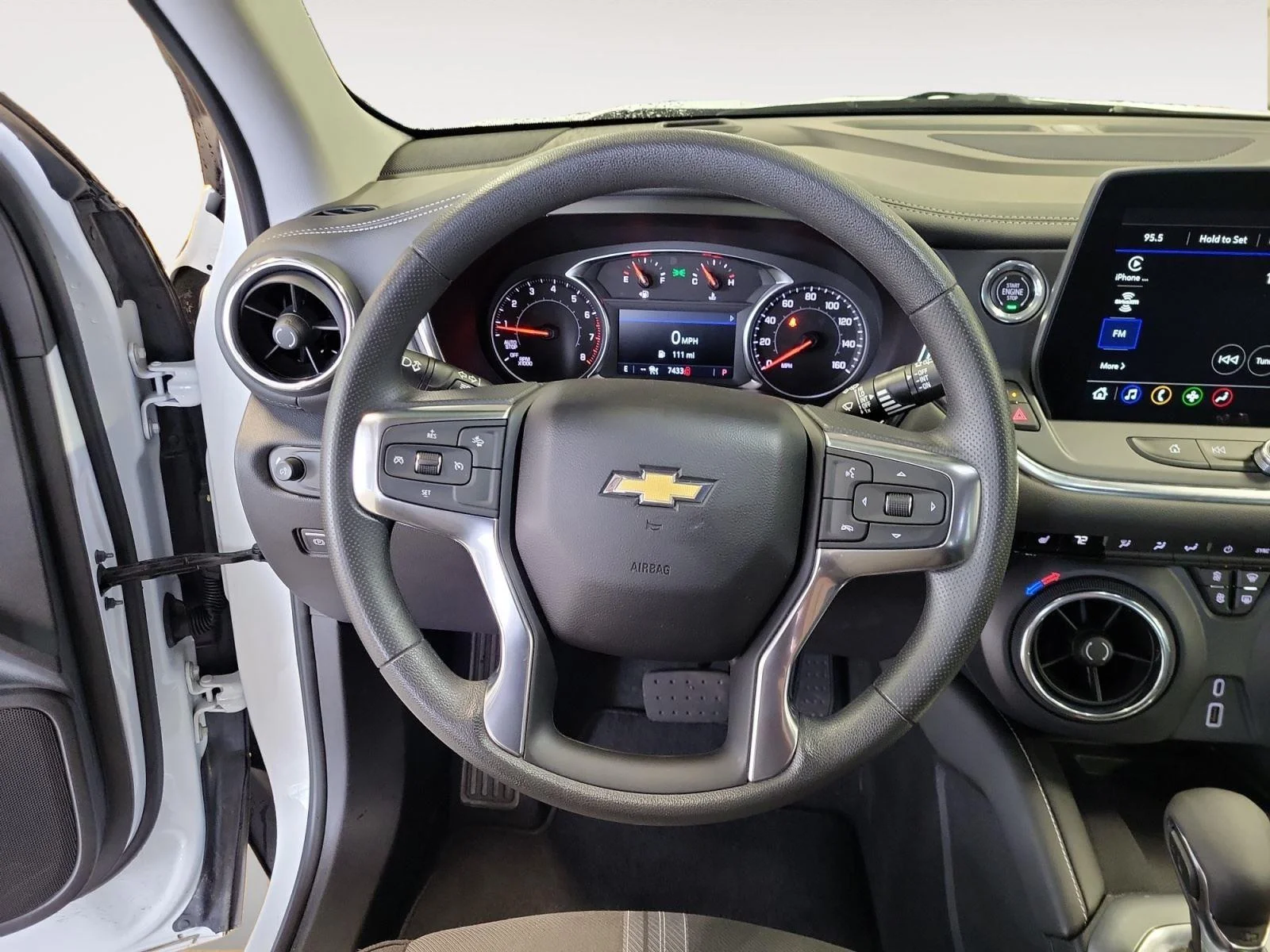 Used 2024 Summit White Chevrolet LT image 13