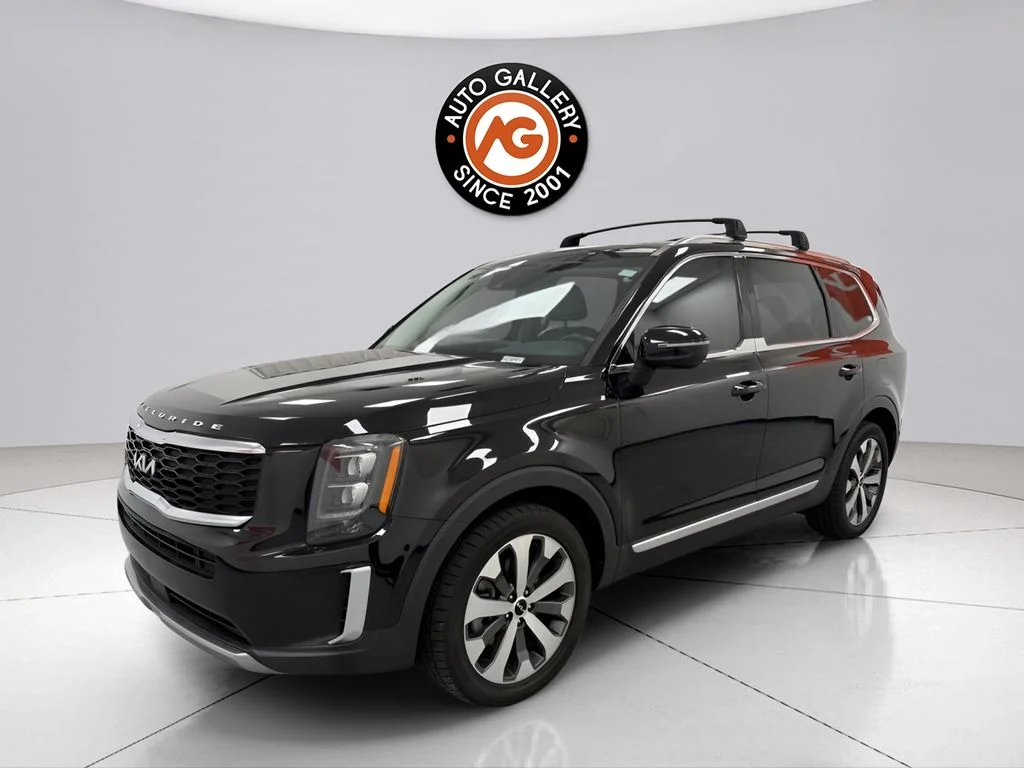 Used 2022 Black Kia EX image 8