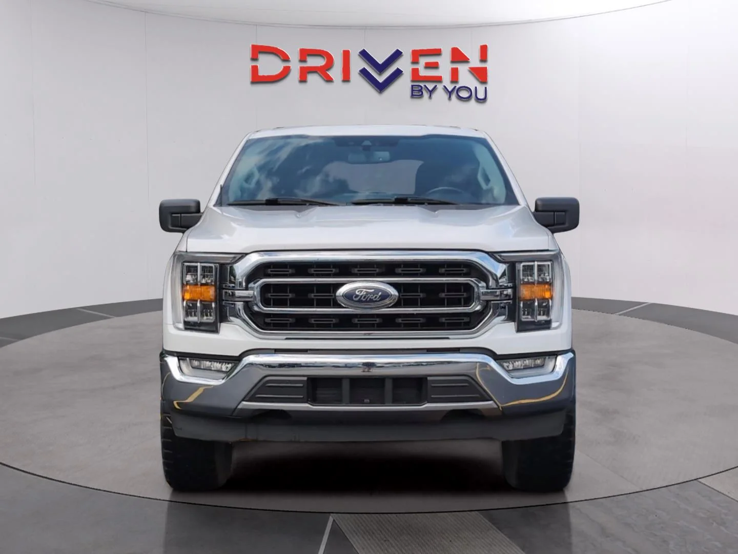 Used 2021 Oxford White Ford XLT image 8