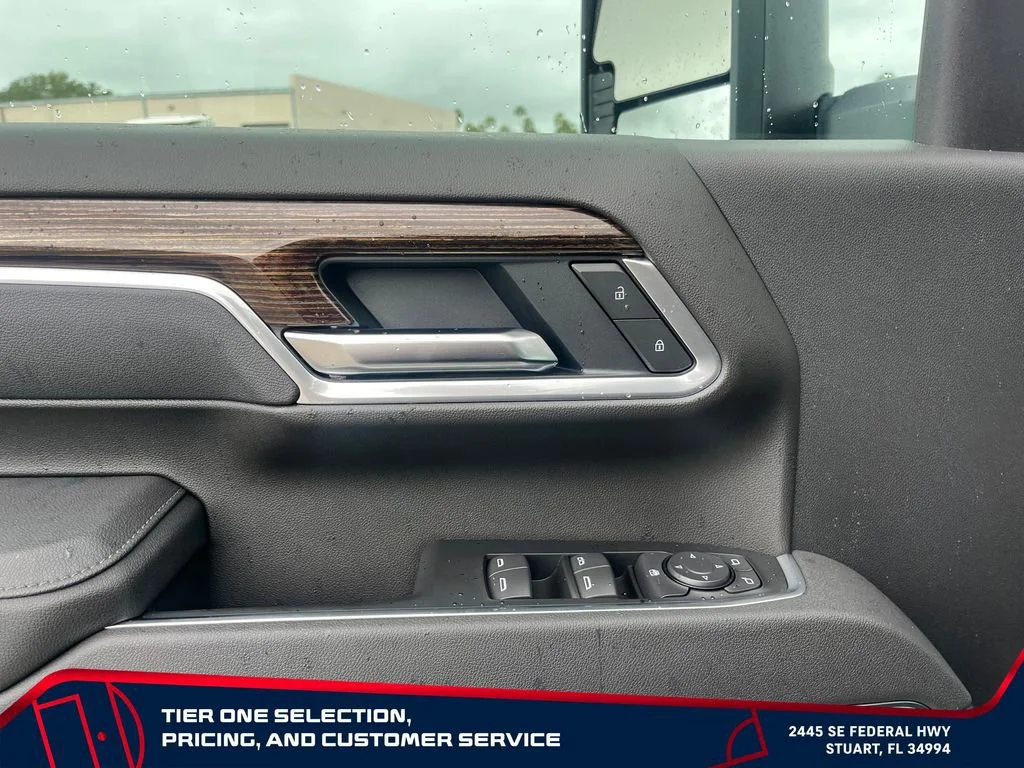 New 2026 Summit White GMC SLE image 21