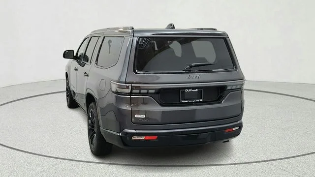New 2026 Baltic-Gray Metallic Clear-Coat Exterior Paint Jeep Summit Reserve image 7