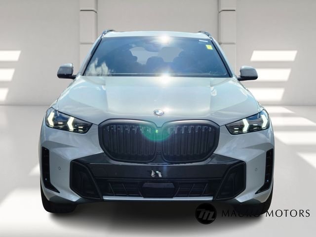 Used 2026 Gray BMW xDrive40i image 8