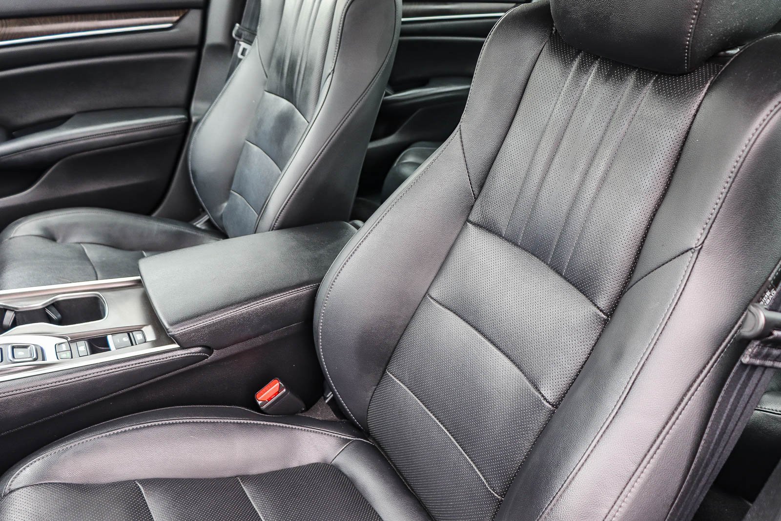 Certified Used 2021  Honda Touring image 30