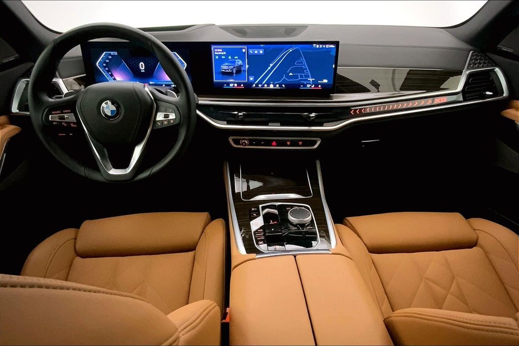 Used 2026 Black Sapphire Metallic BMW  image 16