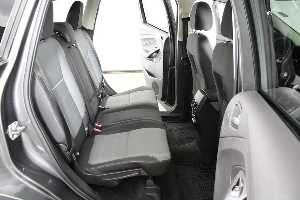 Used 2015 Gray Ford SE image 13