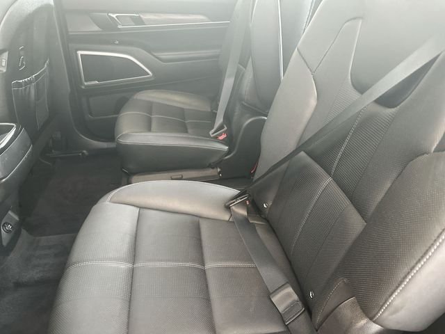 Used 2022 Gray Kia EX image 27