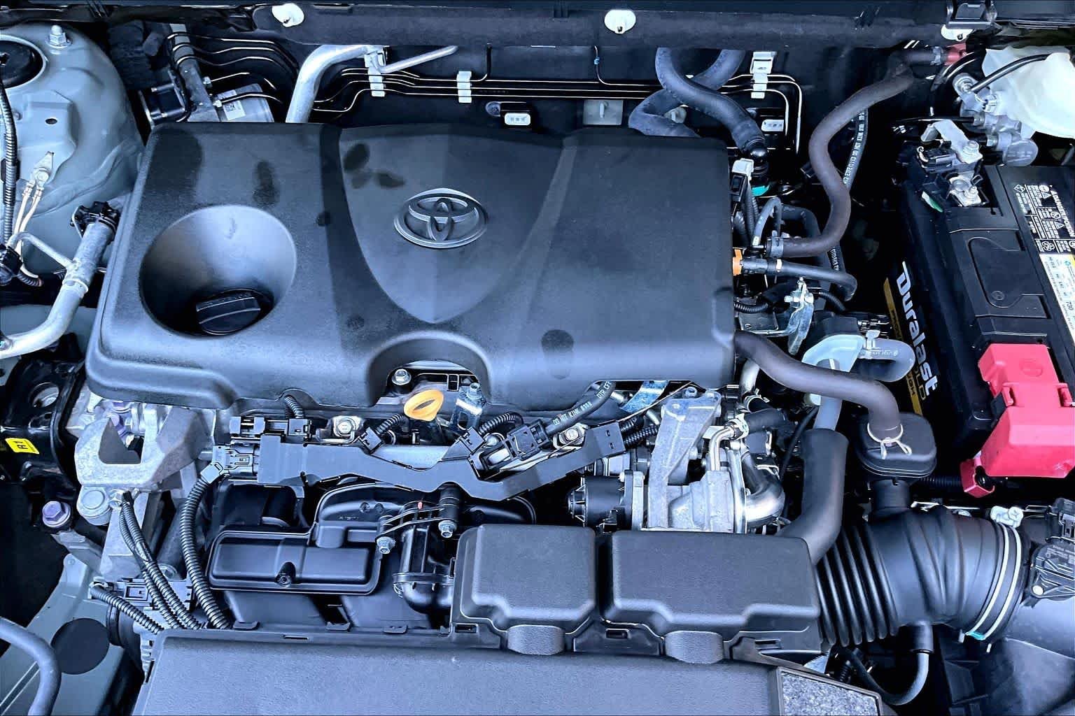Used 2021 Lunar Rock Toyota XLE Premium image 33