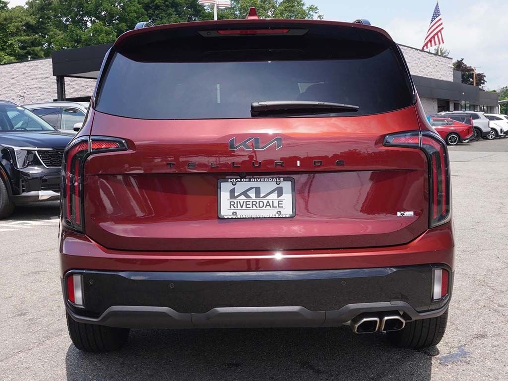 Used 2024 Red Kia SX-Prestige X-Line image 18