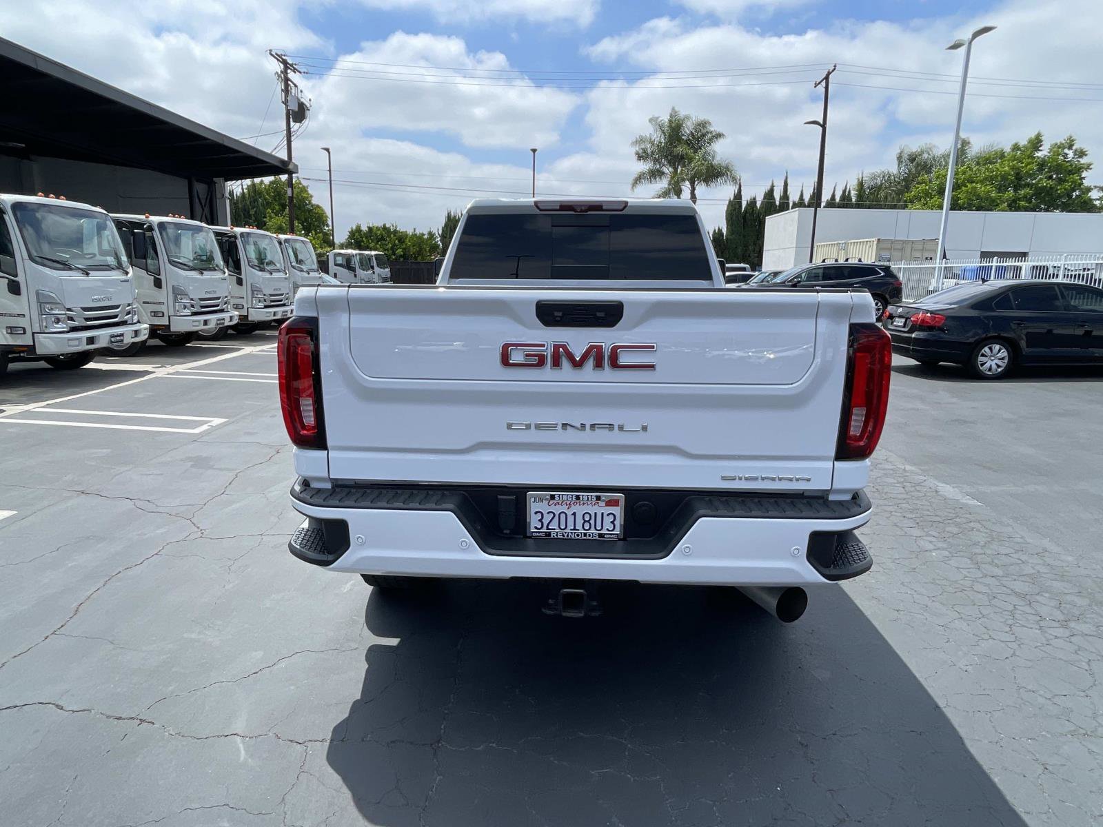 Used 2023 Summit White GMC Denali image 6