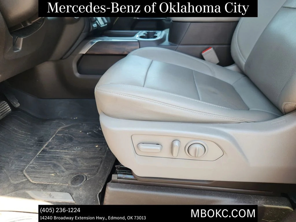 Used 2022 Cayenne Red GMC SLT image 19