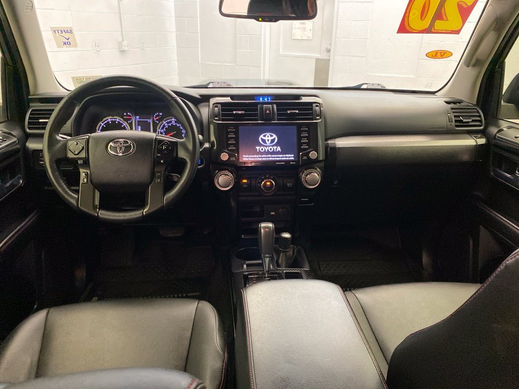 Used 2020 Gray Toyota Venture image 11