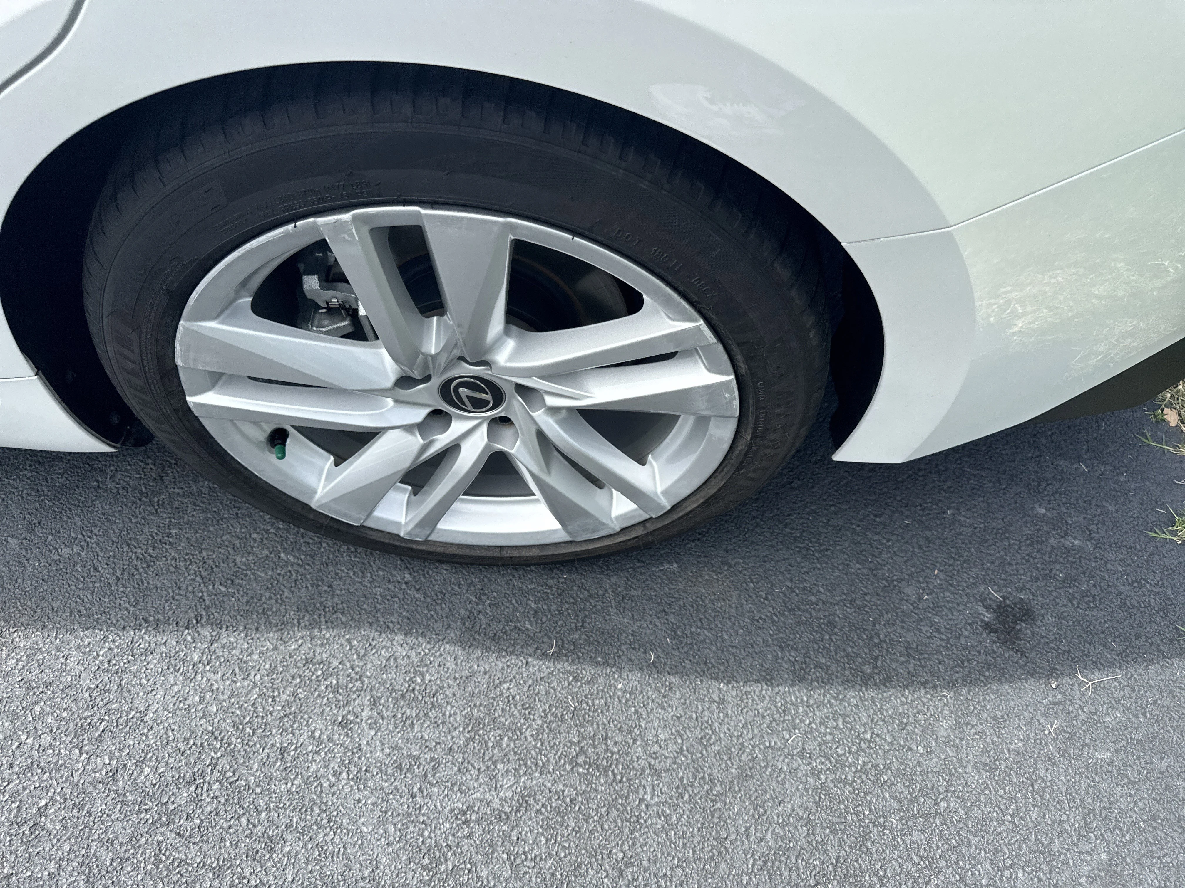 Used 2025 White Pearl Lexus 300 image 12