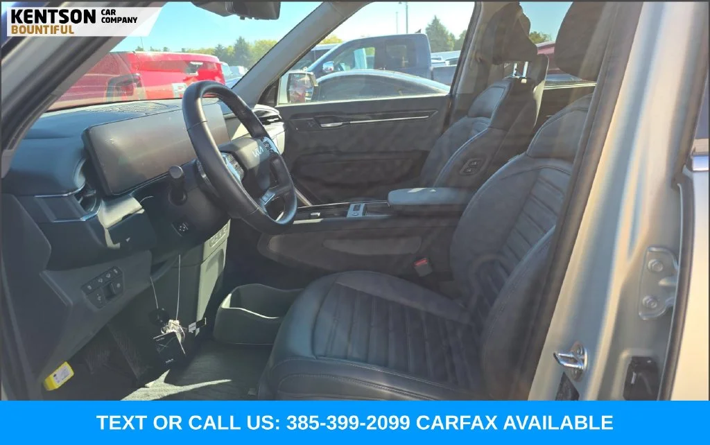 Used 2024 White Kia Land image 4