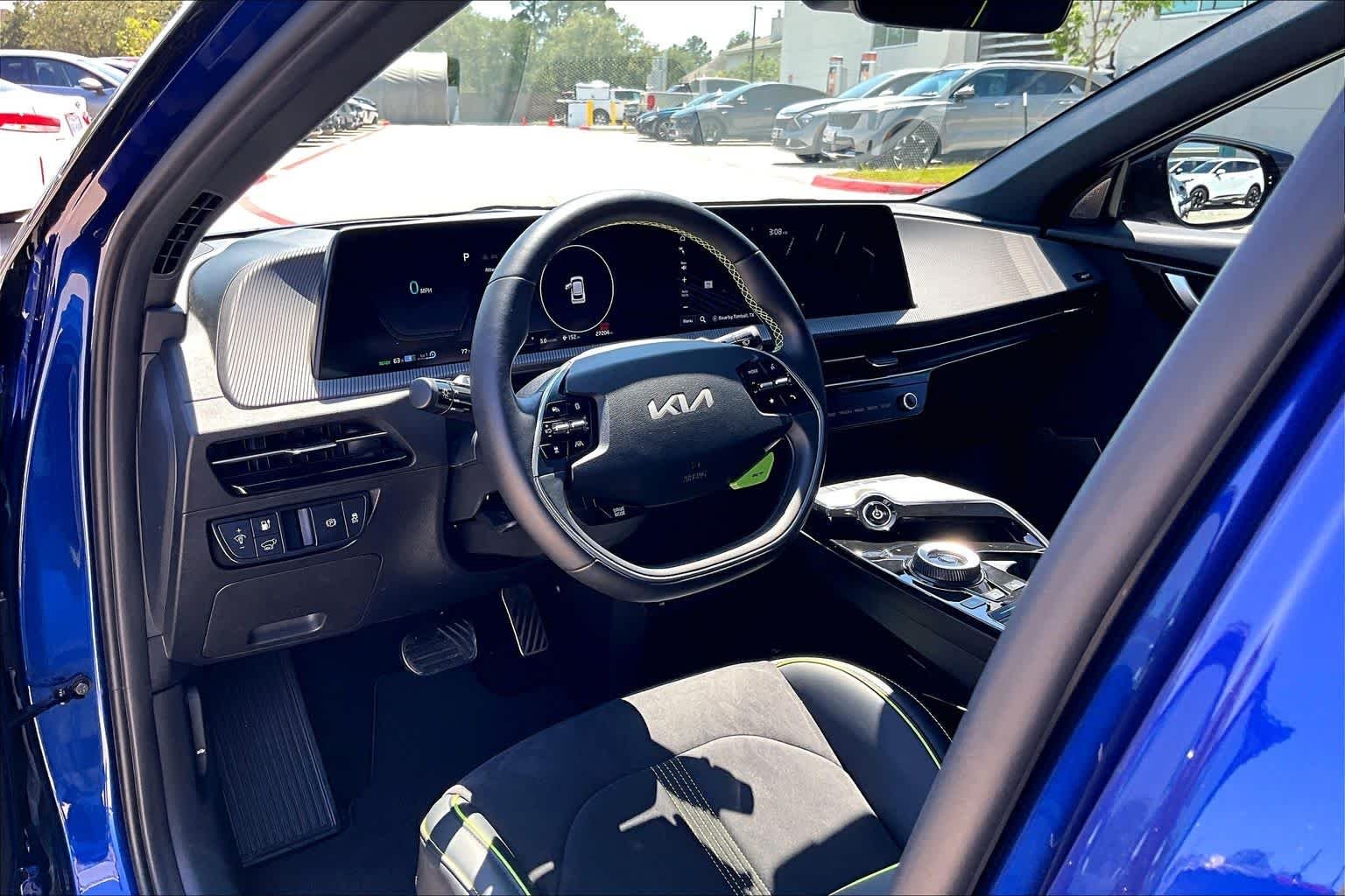 Used 2023 Yacht Blue Kia GT image 16