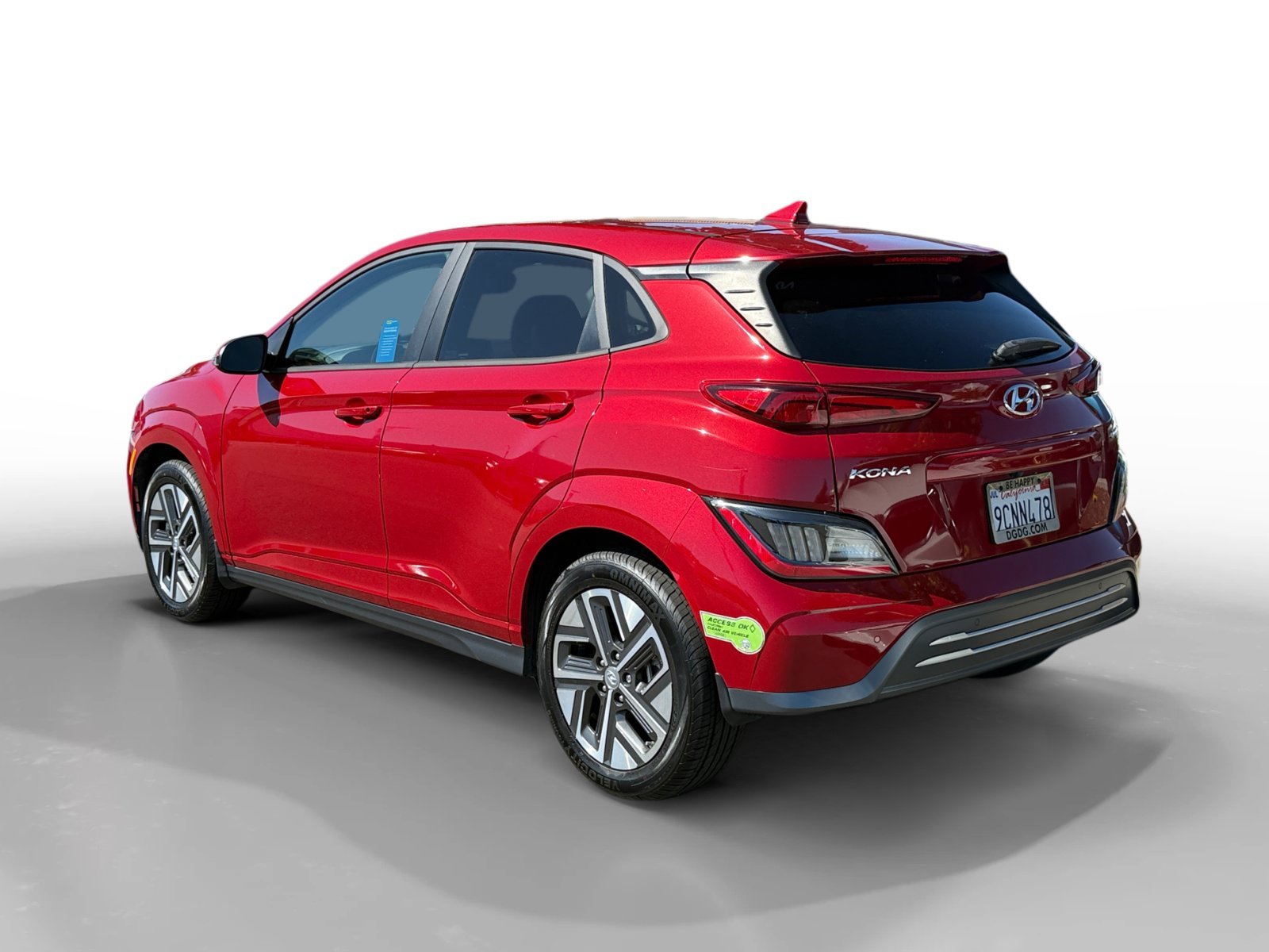 Used 2022 Pulse Red Hyundai Limited image 3