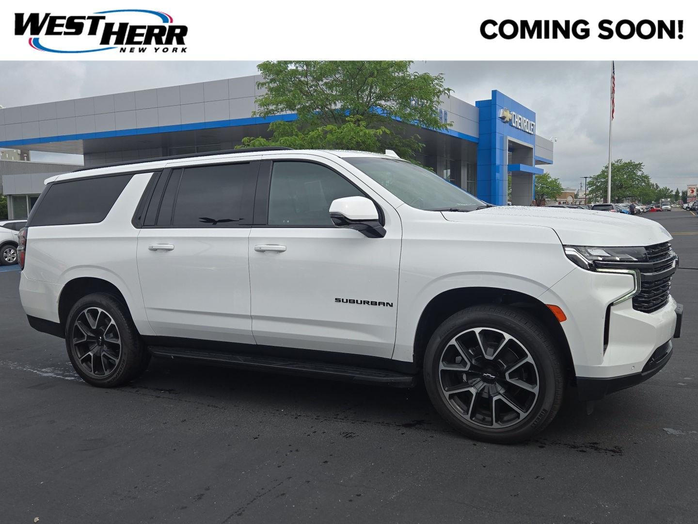 Used 2022 Summit White Chevrolet RST image 1