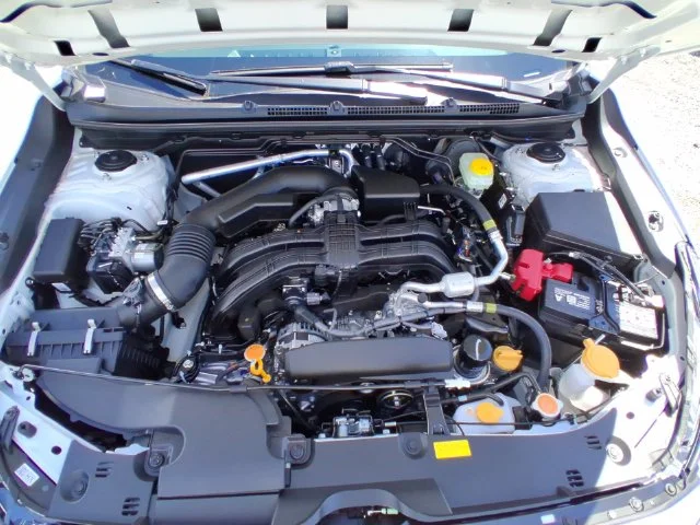 New 2026 CRYSTAL WHITE PEARL Subaru Base image 27