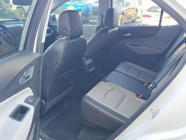 Used 2019 Beige Chevrolet Premier image 23