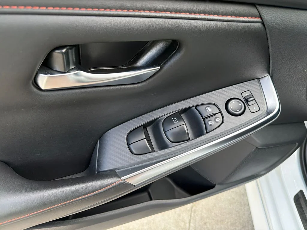 Certified Used 2024 White Nissan SR image 17