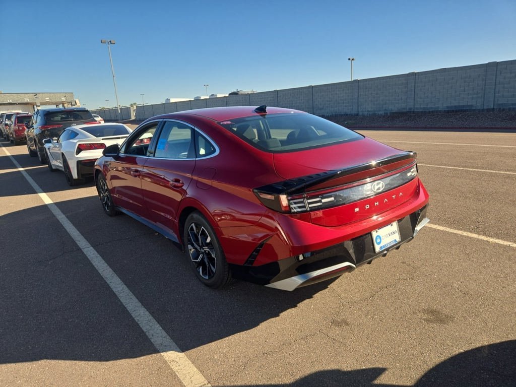 Used 2024 Red Hyundai SEL image 4