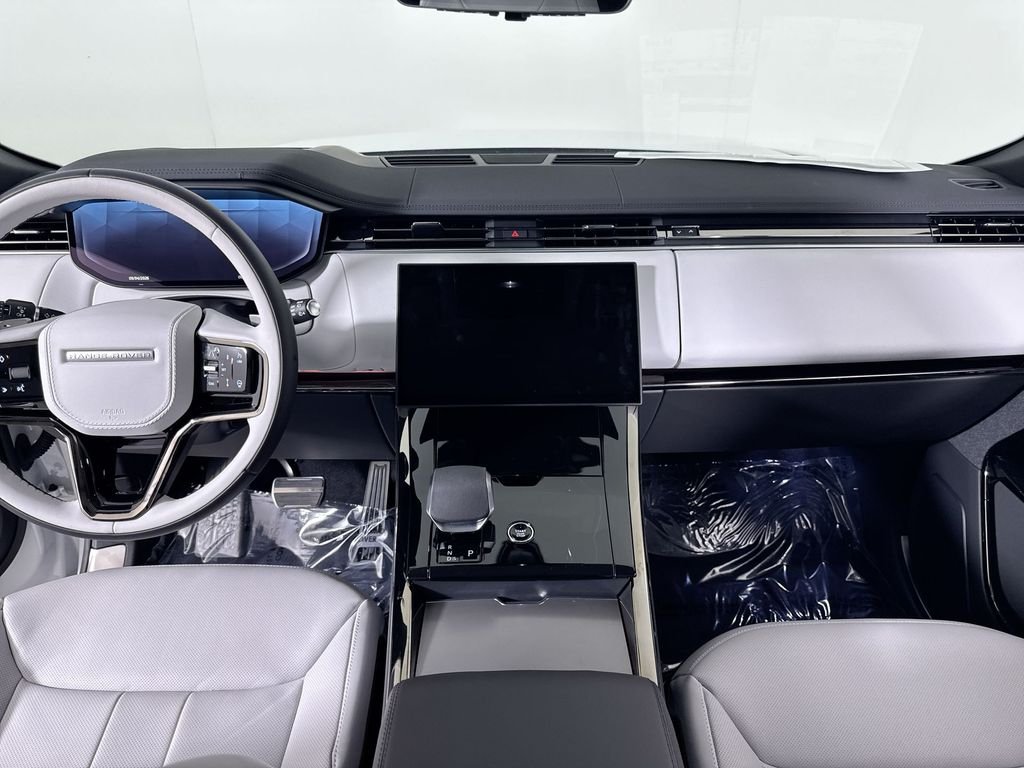 New 2026 Fuji White Land Rover Dynamic SE image 19