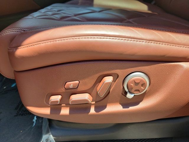 2025 GENESIS GV80 Prestige - Photo 18