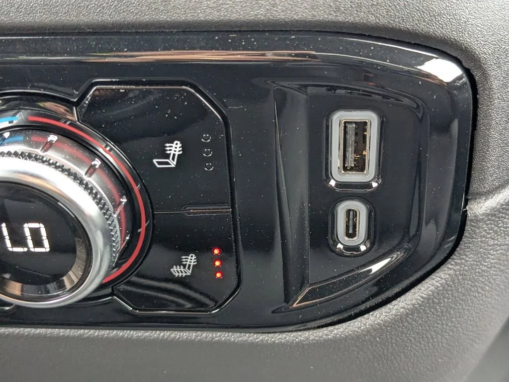 2026 GMC Sierra 1500 SLE - Photo 21
