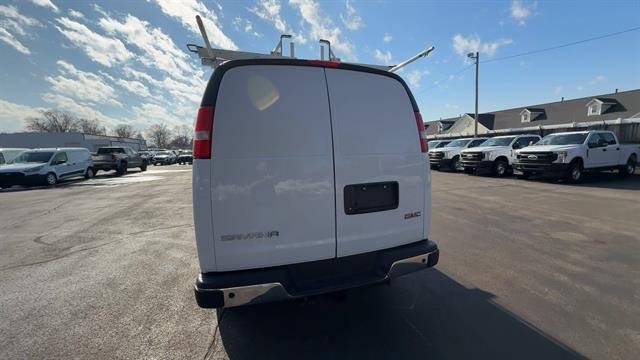 2026 GMC Savana Cargo Work Van - Photo 7