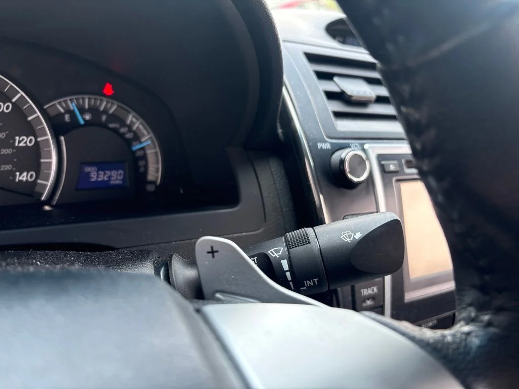 Used 2012 Black Toyota SE image 23