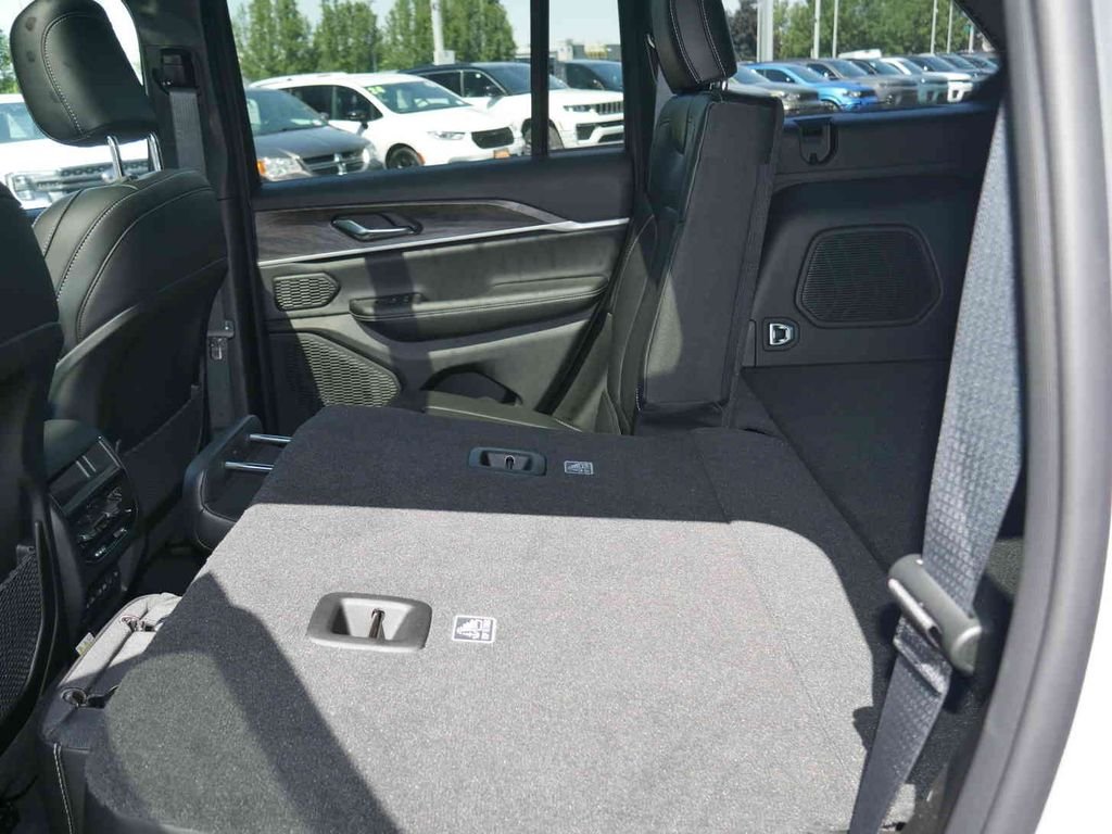 New 2026 Silver Zynith Jeep Limited image 13