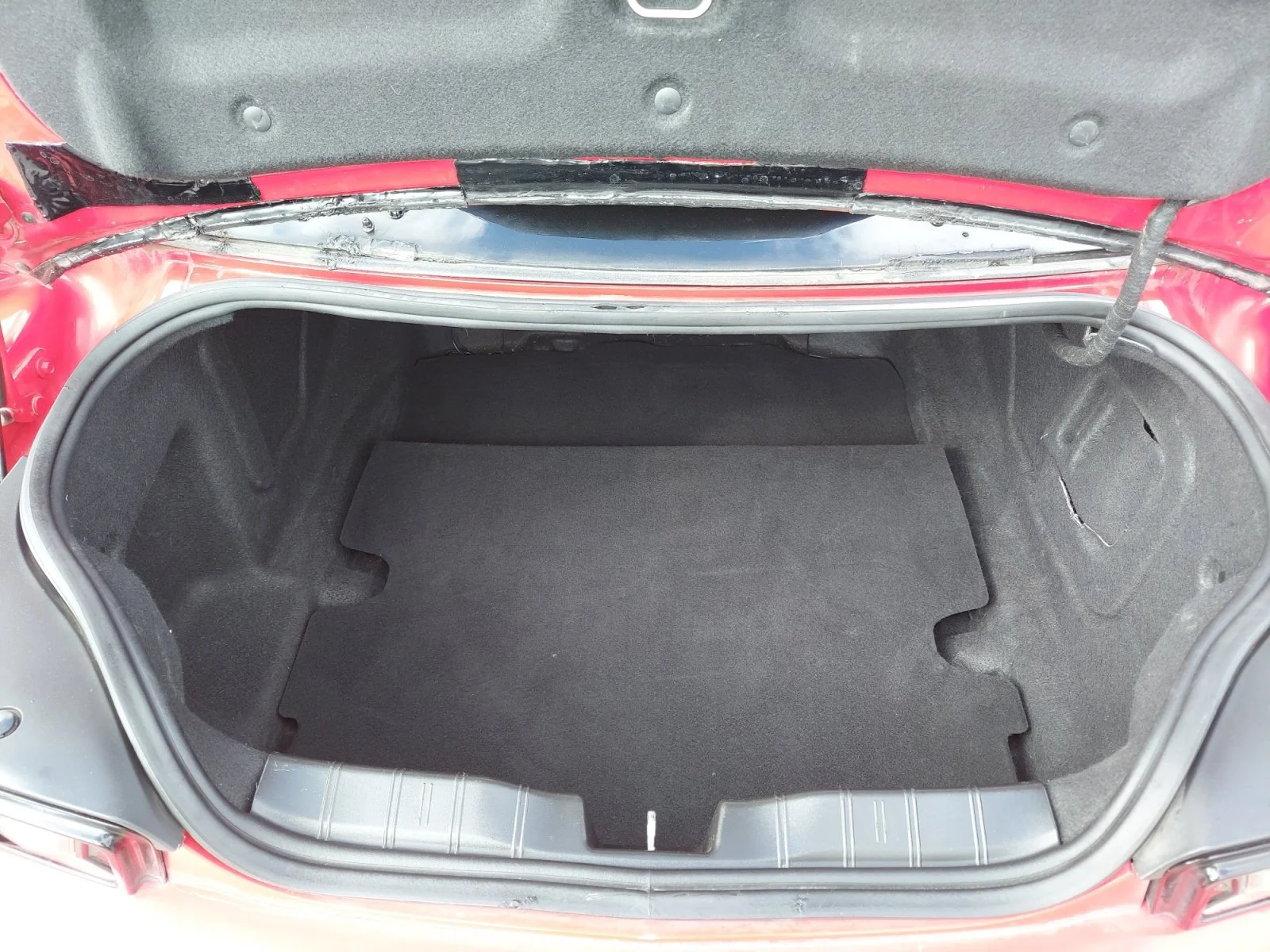 Used 2018 Red Hot Chevrolet 1LT image 12