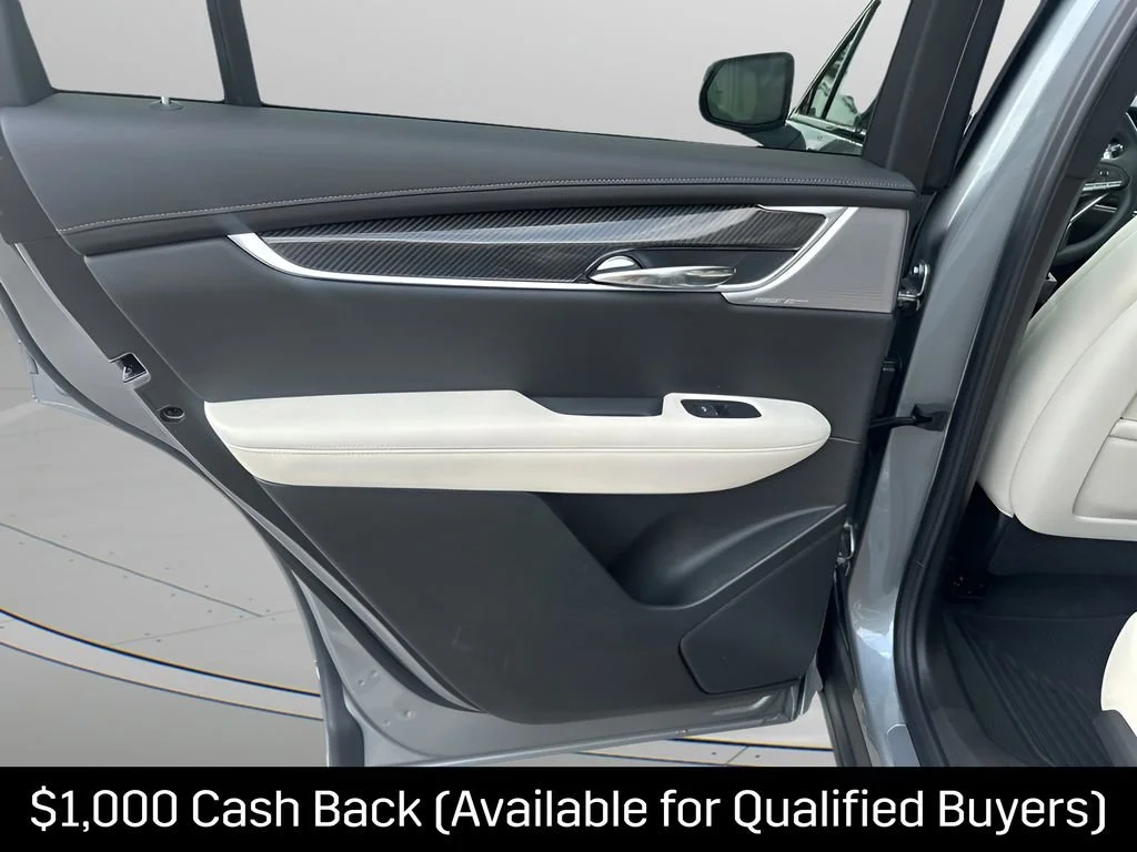 2025 Cadillac XT6 Sport - Photo 17